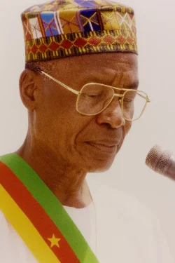 AnyConv.com__feu ndimha jean Pierre, le premier Maire